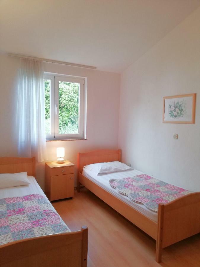 Apartments Roko Lalin Pakoštane エクステリア 写真