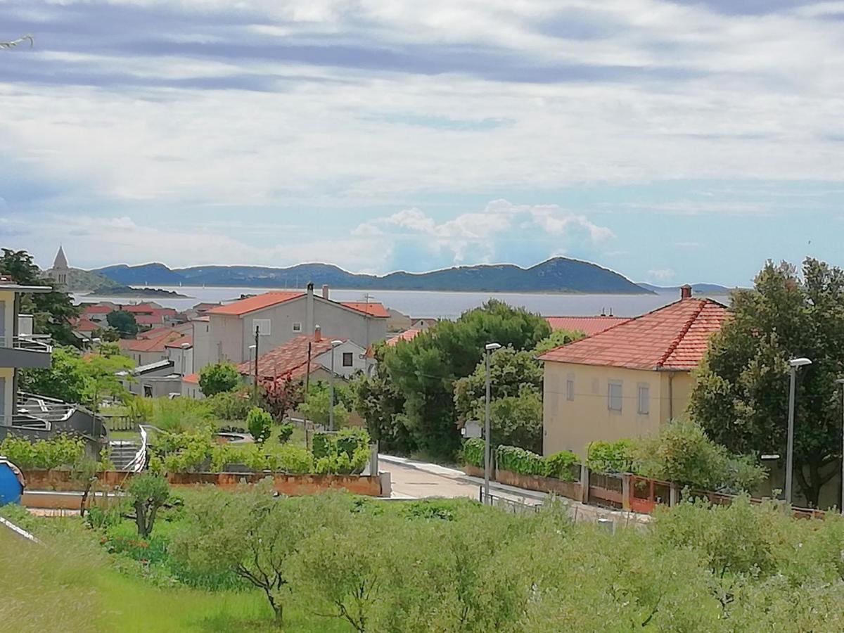 Apartments Roko Lalin Pakoštane エクステリア 写真